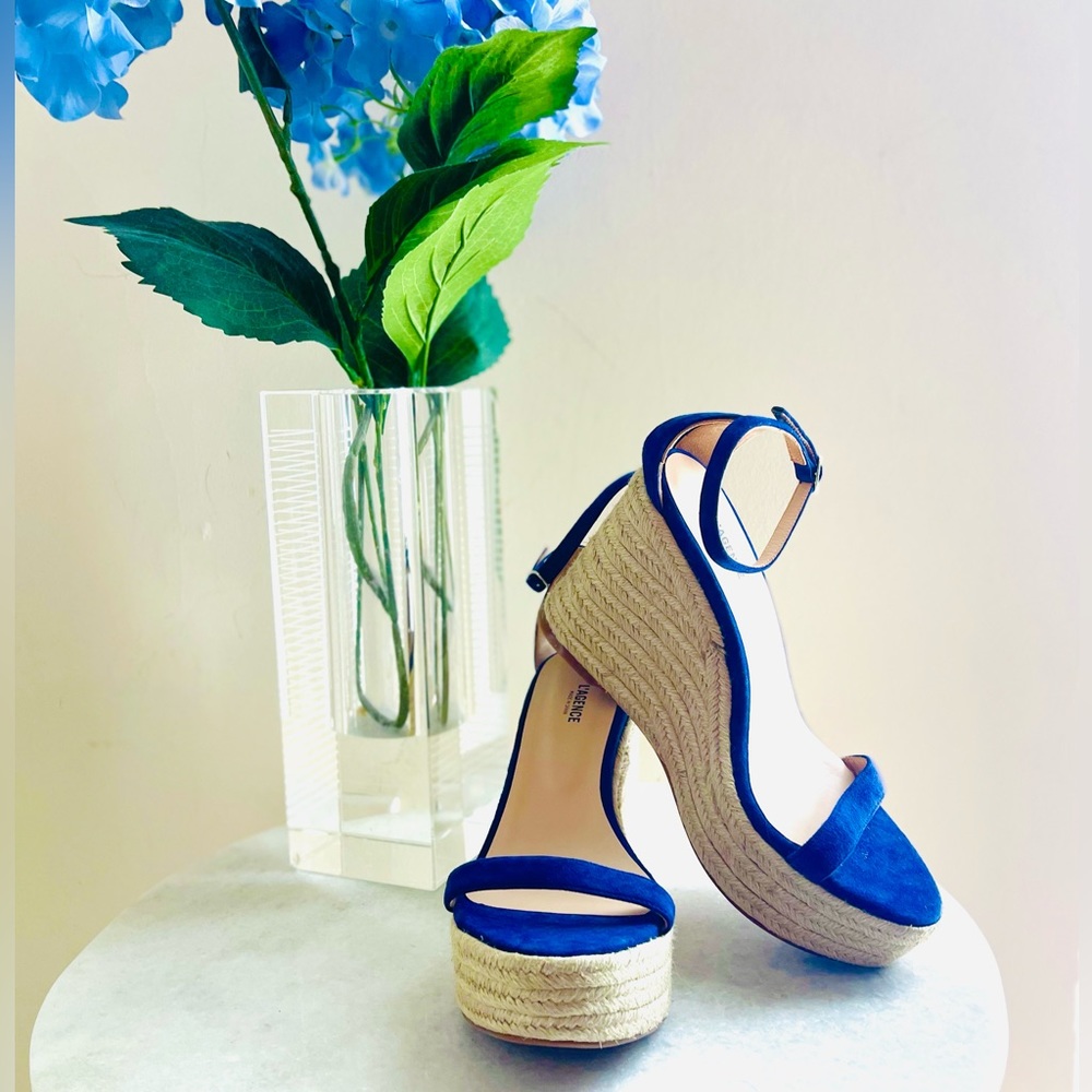 *NEVER WORN* L’AGENCE BLUE SUEDE ESPADRILLES • 37